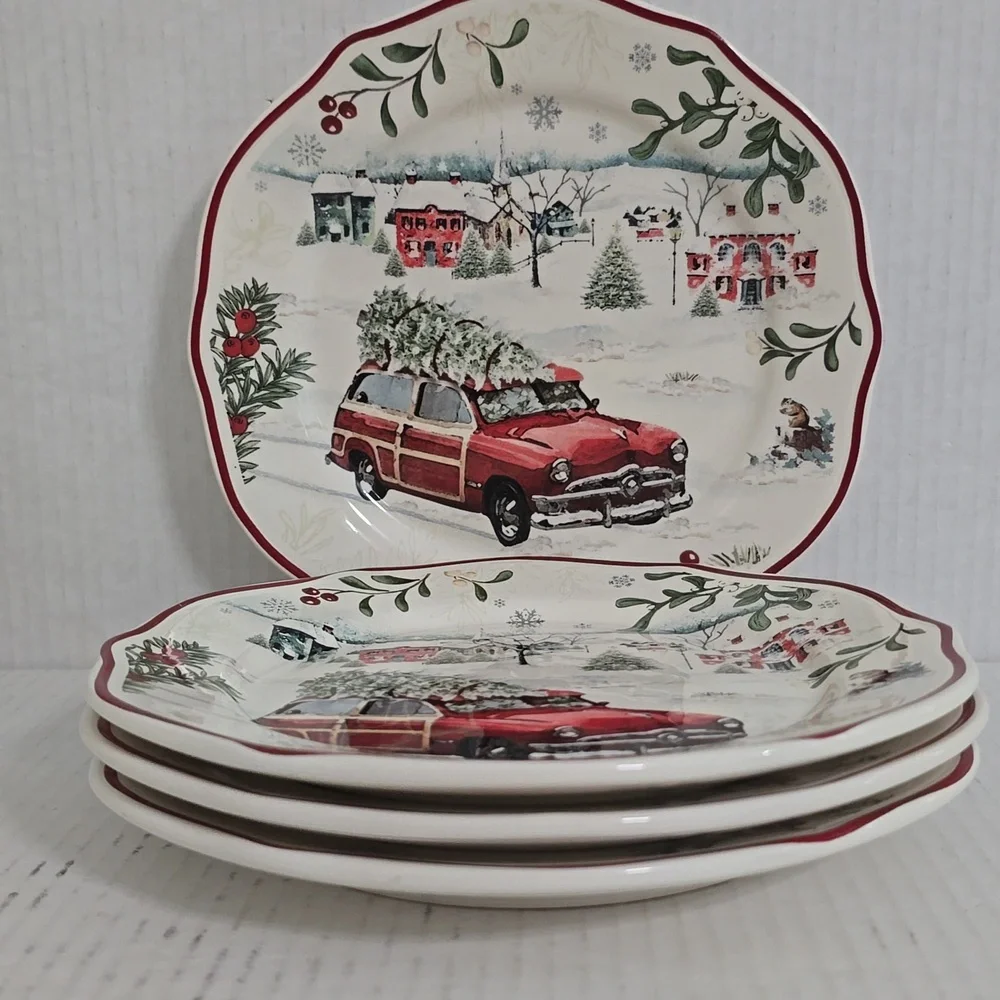 Set of 4 Better Homes and Garden Festive Holiday Plates - Picture 2 of 16
